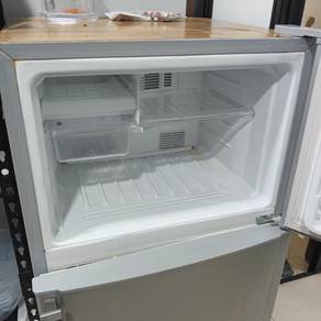 Peti Ais Untuk Di Jual