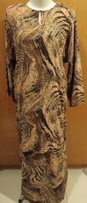 Baju Kurung Graphic Abstract Brown
