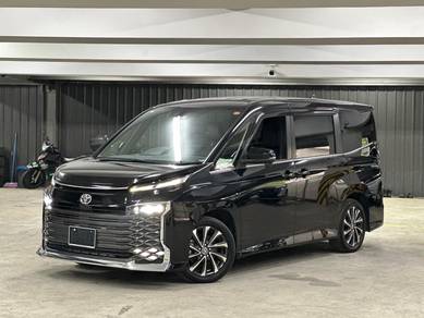 Toyota Voxy S-Z in Plentong, JHR