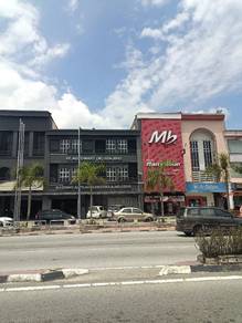 Shop lot For Sale in Banting,SGR
