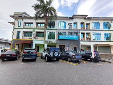 Shop lot For Sale in Bukit Jelutong,SGR