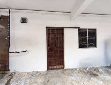 Flat For Rent in Taman Tun Hussein Onn
