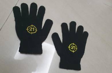 Black fabric Glove with grip Sarung Tangan Hitam