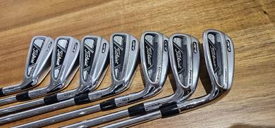 Titleist AP2 710 Golf Iron Set