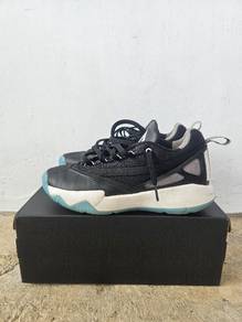 Adidas Dame UK7.5 /US8 Sport Shoes