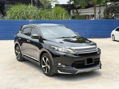 Toyota Harrier GRAND in Johor Bahru, JHR