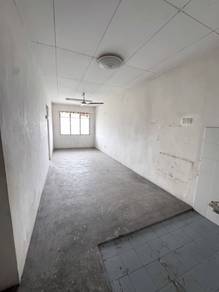 Flat For Sale in Taman Ehsan Jaya