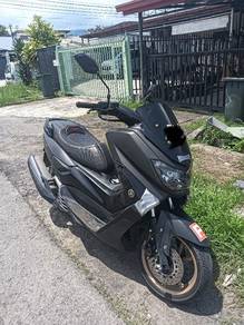 Yamaha NMAX