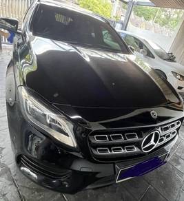 Mercedes Benz GLA250 250 4MATIC (CBU) in Puchong, SGR