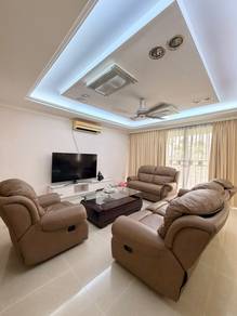 Condominium For Rent in Bayshore Condominium