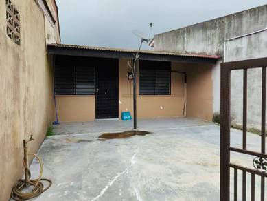 Terraced House For Rent in Kampar,PRK