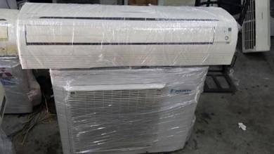 Air Cond Daikin Inverter 2.0hp Air-Conditioner