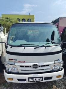 Hino Wu302 2014