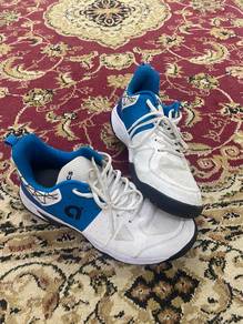 Kasut badminton