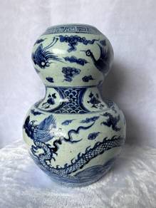 Vintage Blue and White Double Gourd Dragon Vase