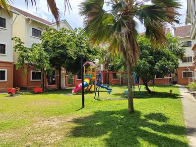 Apartment For Sale in Villa Danau