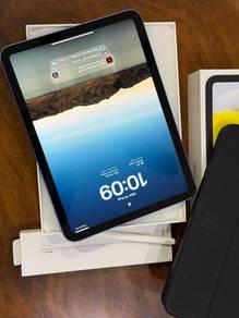 Ipad 64GB + WIFI apple pencil INCLUDED!