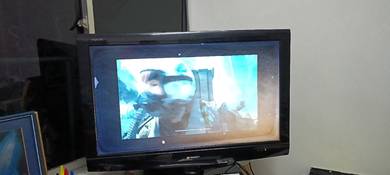 tv lama sharp lcd 32 screen ada rosakbone 