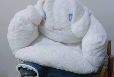 [LIKE NEW] Cute Rabbit White Fluffy - Cat Bed