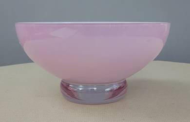 Footed glass pink bowl