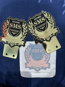 Crown Plate Kereta