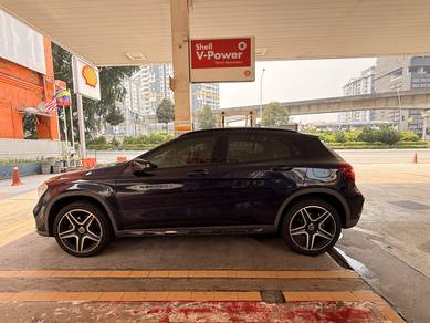 Mercedes Benz GLA250 250 4MATIC (CBU) in Subang Jaya, SGR