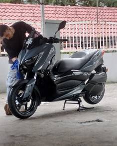 Yamaha XMAX