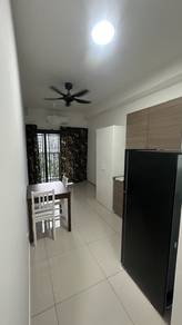Service Residence For Rent in One Equine