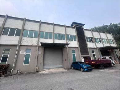 Warehouse / Factory For Auction in Puchong,SGR