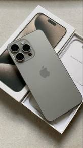 iPhone 15 promax zp set 256 like new