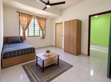 Room in Kajang, SGR