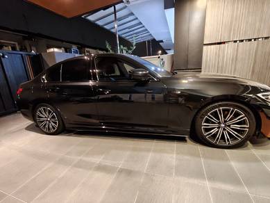 BMW 330i 30i M SPORT in Johor Bahru, JHR