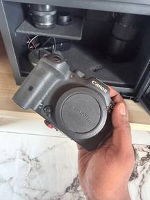 Canon EOS R7 Mirrorless Camera Body