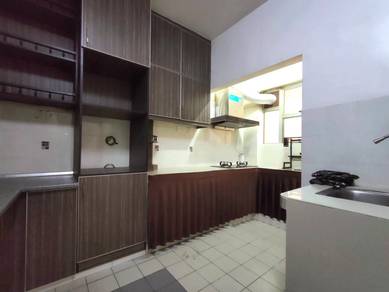 Condominium For Rent in De Rozelle
