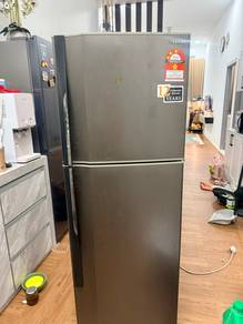 Toshiba 2 Door Refrigerator