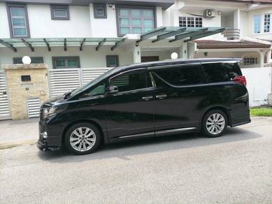 Toyota Alphard S in Damansara Jaya, SGR