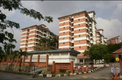 Condominium For Sale in Evergreen Park