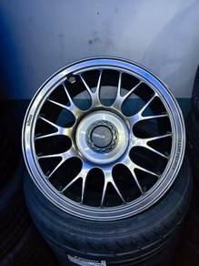 USED SPORT RIM 17 iNCH KONIG MRK1 S70 X50 HRV