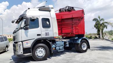 Volvo Truck FM13 450HP 4x2 with Cargo Trailer