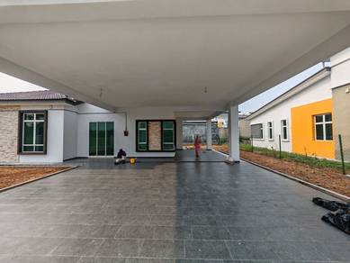 Bungalow House For Sale in Bukit Rambai,MLK