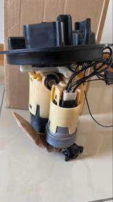 W205 Fuel Pump