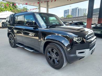 Land Rover Defender 110 P300 in Puchong, KUL