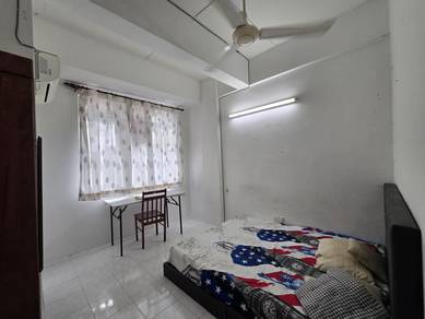 Room in Nilai, NSN