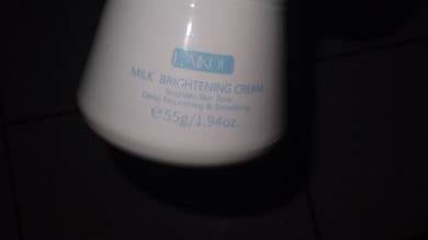 Selling my New Laikou Brightening Face Cream 55g 