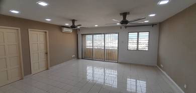 Condominium For Rent in Magna Ville Condominium