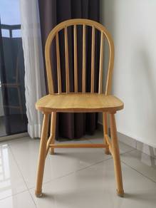 Dining chair used as New