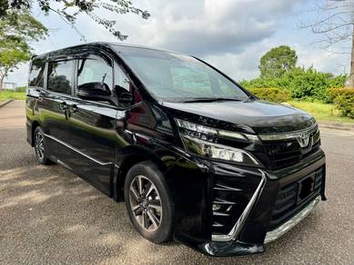 Toyota Voxy ZS KIRAMEKI II in Johor Bahru, JHR