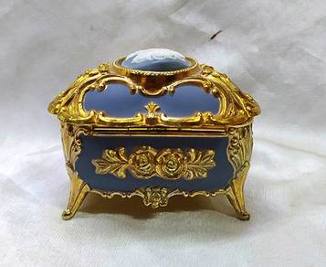 Vintage Metal Box (Made in Japan)