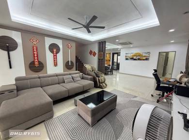 Semi-Detached House For Sale in Klang,SGR