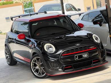 Mini John Cooper Works JCW HATCH in Masai, JHR